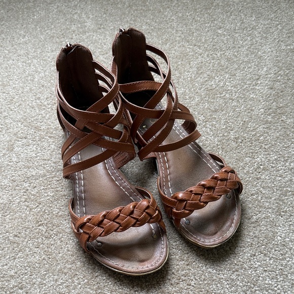 Ollio Women’s Gladiator Sandal - Picture 1 of 7
